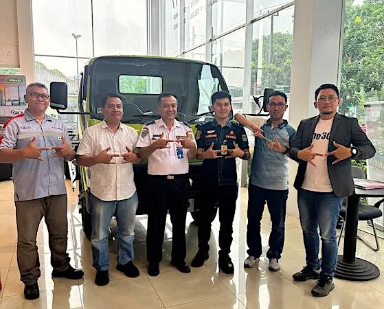 Hino Perkuat Pasar Truk Ringan Lewat Peluncuran Hino300 - 136 MDLR di Malan