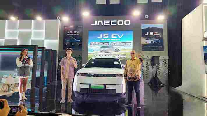 JAECOO Hadir di GIIAS Makassar 2025, Buka Pemesanan JAECOO J5 EV dengan Harga Spesial Mulai Rp265 Juta