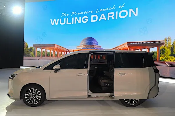 Wuling Darion Tersedia Dalam Pilihan EV dan PHEV serta Dipasarkan Dalam Dua Varian