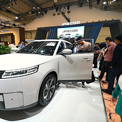 Lima Alasan JAECOO J5 EV Terus Diburu Konsumen di Gelaran GJAW 2025