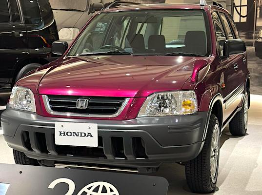 Rayakan 30 Tahun Honda CR-V, SUV Ikonik yang Terjual Lebih dari 15 Juta Unit