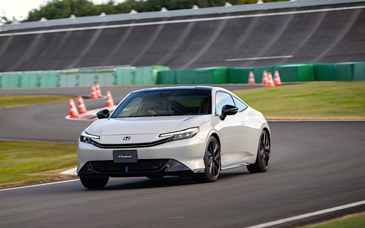 Honda Prelude e:HEV Raih Penghargaan “Best Coupe” di New Car World Championships 2025/2026