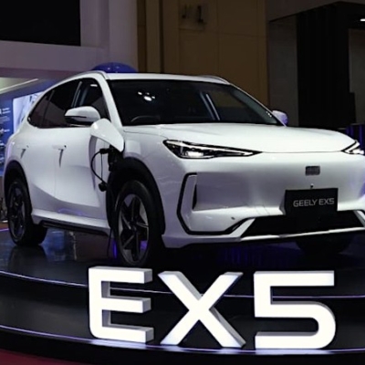 Geely Bikin Gempar GJAW 2025! Mobil Dunia Harga Ramah, Tapi Kok Bisa Setangguh Ini