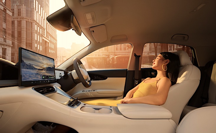 Geely EX2 Resmi Dibuka untuk Pre-Book di GJAW 2025 EV Murah, Desain Mewah