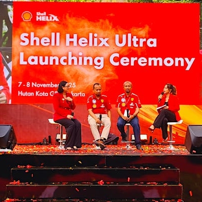 Shell Indonesia menghadirkan Shell Helix Ultra terbaru, pelumas premium dengan teknologi mutakhir untuk mesin mobil berpenumpang