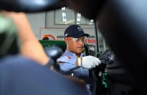 Hino Perkuat Filosofi Layanan Melalui Tema “The Power of NICE: Beyond Excellent Service” di CS Contest 2025