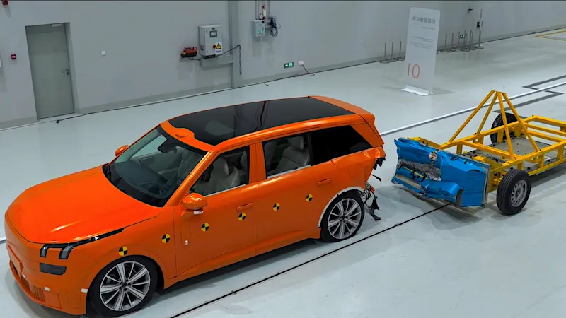 Geely Resmikan Pusat Uji Keselamatan Kendaraan Terbesar Dunia, Tetapkan Standar Baru Otomotif Global