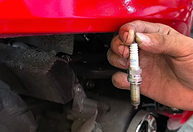 Wahana Honda Ungkap 6 Tanda Busi Motor Melemah Dan Cara Mendeteksinya