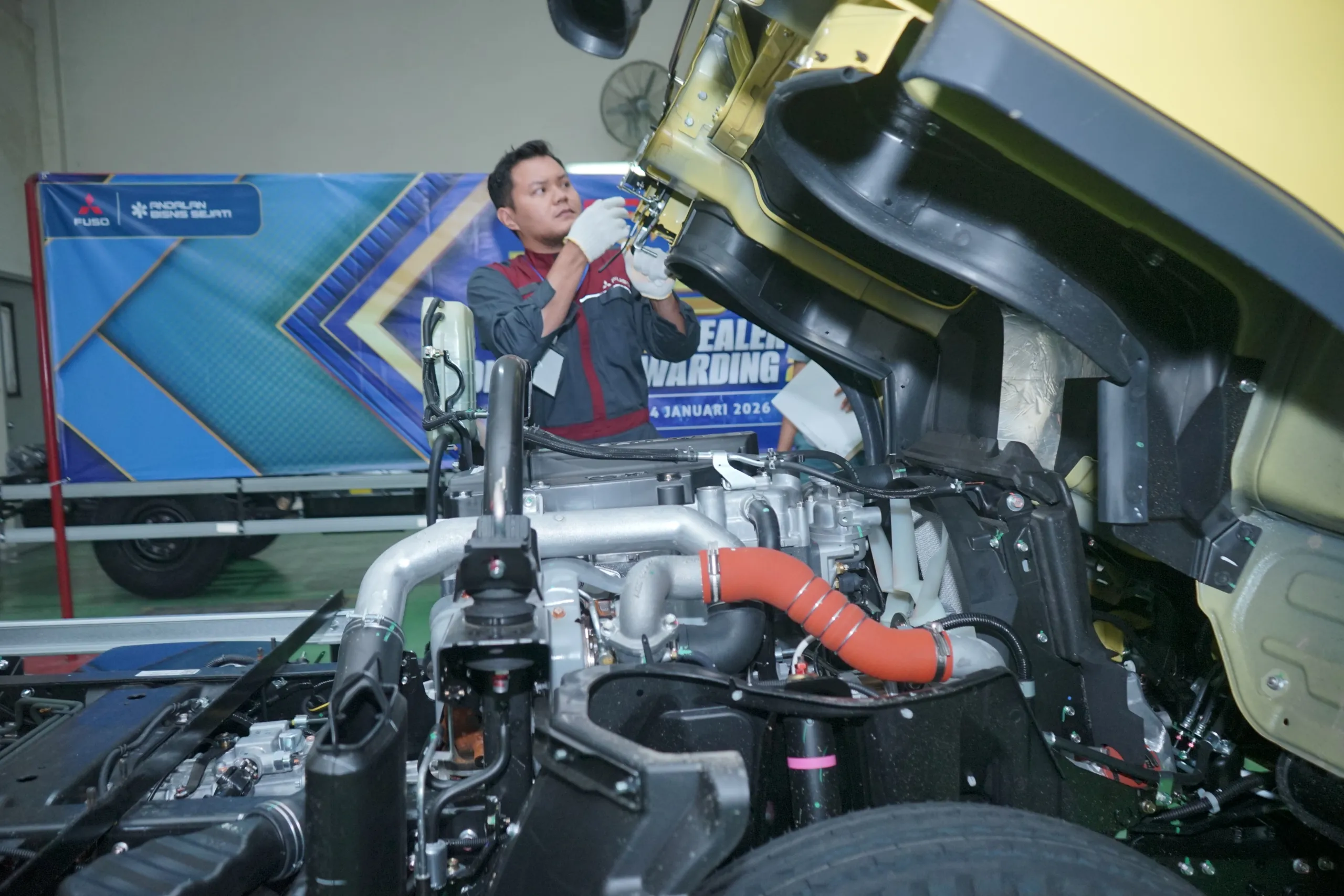 Mitsubishi Fuso Perkuat Kualitas Layanan Konsumen Melalui Apresiasi Frontliner di National Dealer Contest & Awarding 2026