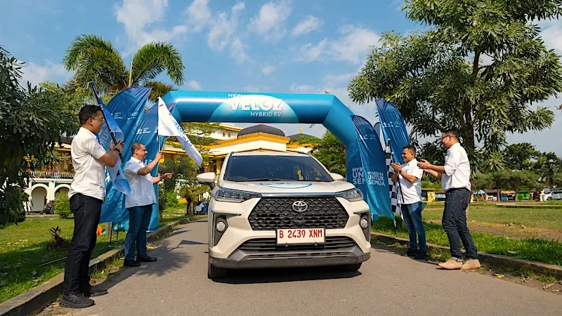 New Veloz Hybrid EV Tuntaskan Ekspedisi Lintas Nusa di Medan, Sumatra Utara Setelah Sukses Menempuh Jarak Lebih Dari 7.000 Kilometer
