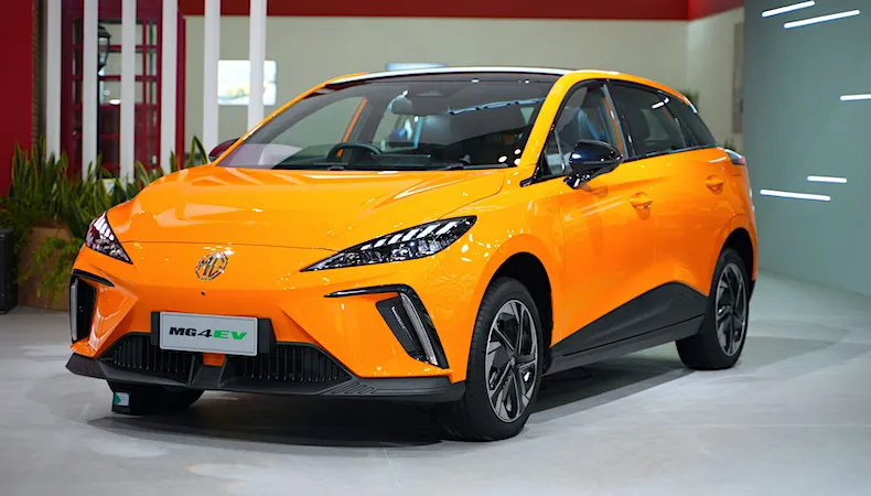 Program New Year New Move MG 2026  Promo MG4 EV & ZS EV hingga Rp100 Juta