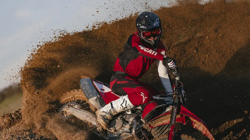 Ducati Desmo450 MX Factory, Motor Motocross Siap Balap dari Borgo Panigale