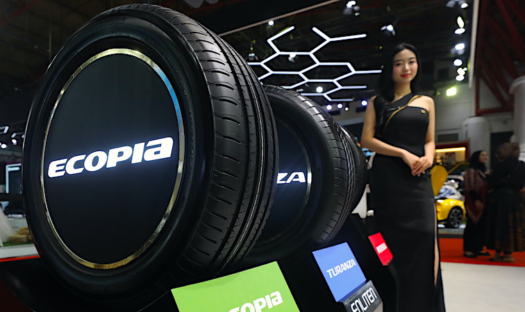 Bridgestone Hadirkan Ecopia EP300 ENLITEN Ukuran Baru di IIMS 2026 Demi Menjawab Tingginya Demand Publik