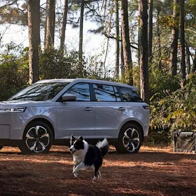 JAECOO J5 EV Usung Konsep SUV Listrik ‘Pet-Friendly’ dengan Kabin Anti-Gores