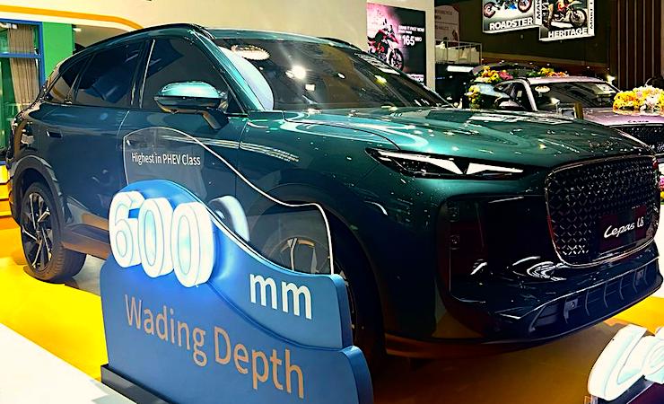 LEPAS L8 Hadirkan Teknologi Pintar RPA untuk Kemudahan Parkir dan Rasa Aman Saat Melintasi Genangan Air 