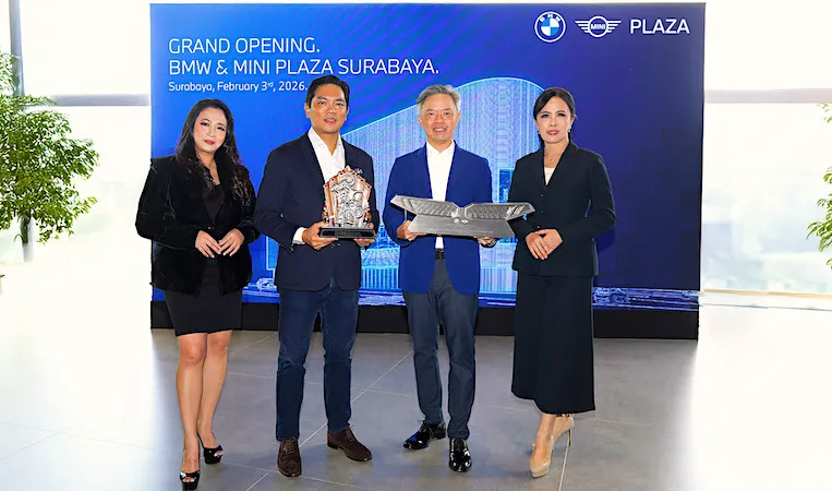 BMW MINI Plaza Arjuna Surabaya Resmi Dibuka, Diler Retail.Next Pertama