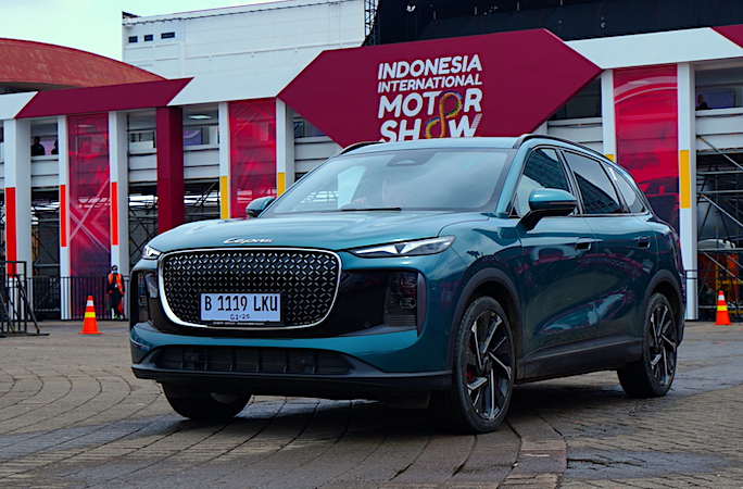 LEPAS L8 Hadirkan Teknologi Pintar RPA untuk Kemudahan Parkir dan Rasa Aman Saat Melintasi Genangan Air 