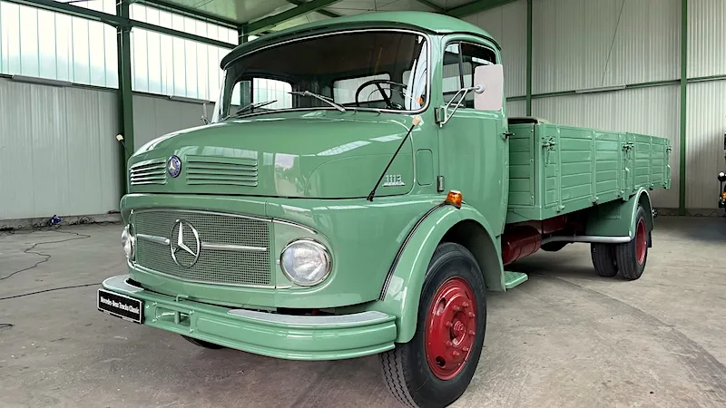 Mercedes-Benz Trucks Merayakan “130 Years Trucks” Melalui Rekonstruksi Truk Pertama di Dunia