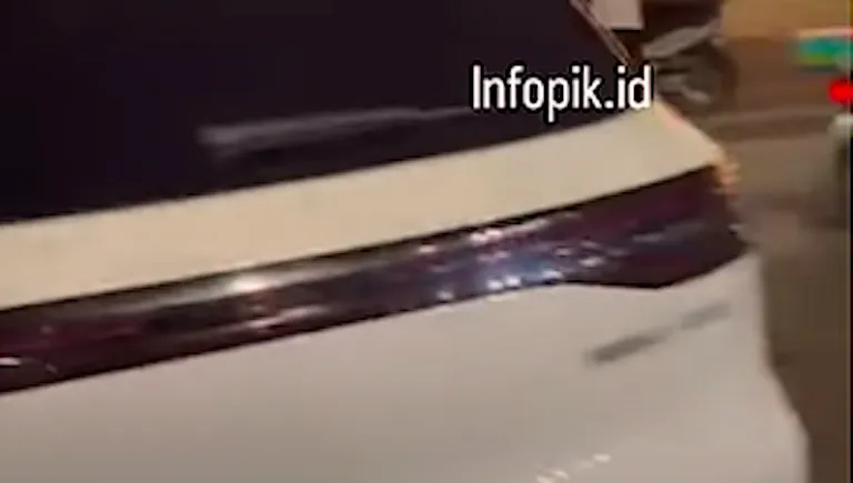 Geely EX5 Viral di PIK, Diduga As Roda Depan Patah