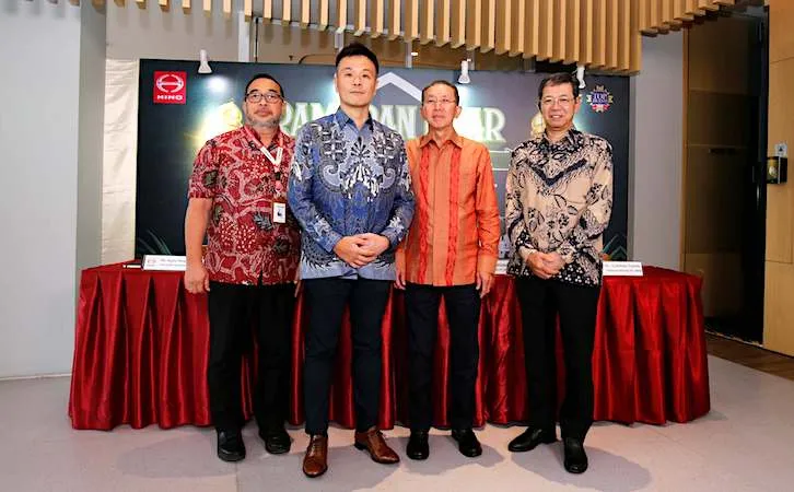 Shingo Sakai Menjadi Nahkoda Baru HMSI Hino Indonesia Umumkan Pergantian Presiden Direktur
