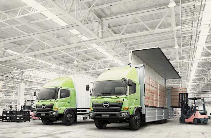Sembilan Tahun Berturut-turut Hino Raih Posisi No.1 Top Brand Kategori Kendaraan Niaga