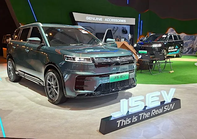 Satu Tahun di Indonesia, JAECOO Mantapkan Diri Sebagai Brand SUV Premium yang Tumbuh Cepat Lewat Teknologi SHS dan EV