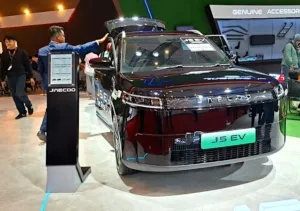 Jaecoo Targetkan 3.000 SPK di IIMS 2026, J5 EV, J7 SHS-P, J8 SHS ARDIS Siap Tempur
