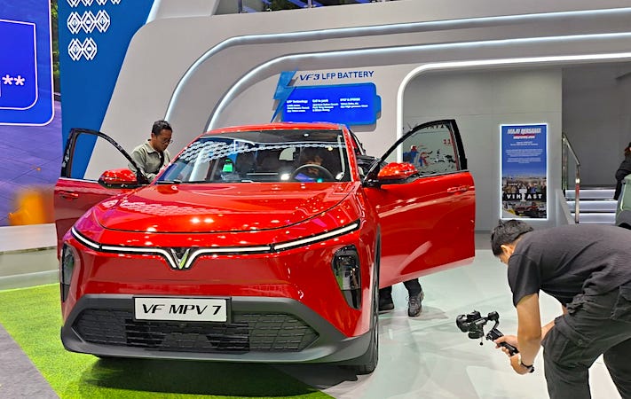 VinFast Resmi Membuka Pemesanan VF MPV 7 di Indonesia