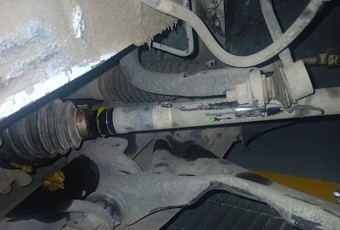 Geely Auto Indonesia Tegaskan Insiden Geely EX5 di PIK Akibat Kecelakaan, Bukan Kerusakan As Roda