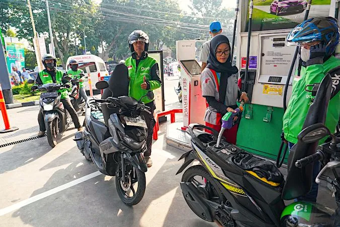 Pertamina Patra Niaga Manjakan OJOL dengan BOOM (Berkah Ojek Online MyPertamina) dan Promo Semangat Senin untuk Konsumen Umum