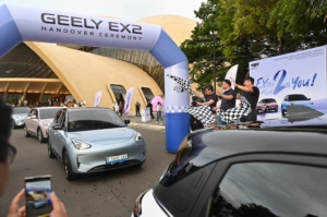 Serah Terima Geely EX2 Perdana, 100 Unit Diserahkan