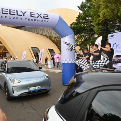 Serah Terima Geely EX2 Perdana, 100 Unit Diserahkan