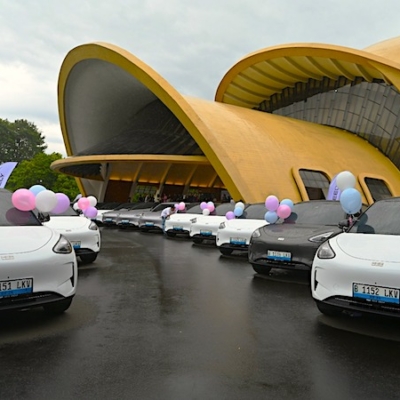 Geely Serahkan Lebih dari 5.000 Unit Geely EX2 di Indonesia dan Thailand