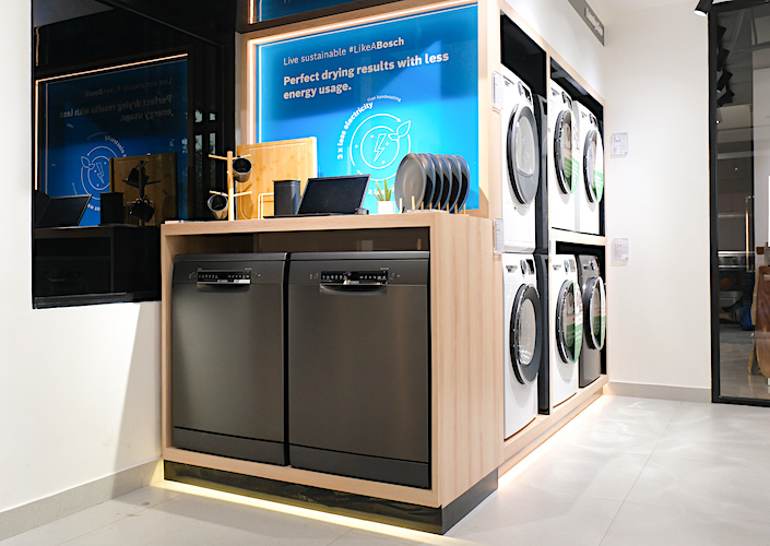 ART Masih Mudik? 4 Peralatan Rumah Tangga Ini Bisa Bereskan Urusan Dapur