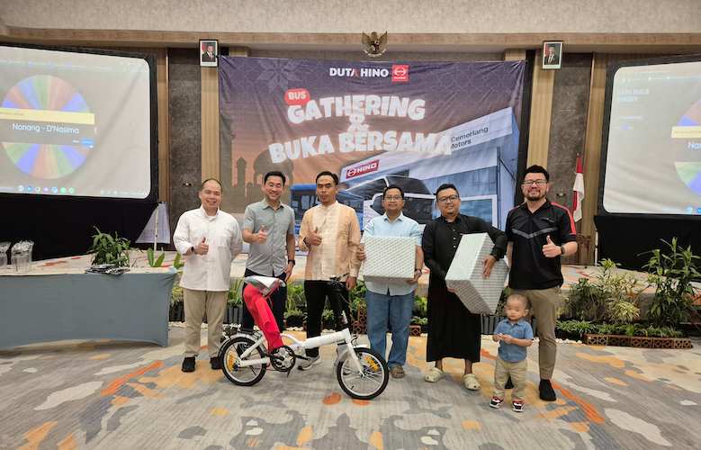 Jelang Arus Mudik Lebaran 2026, Hino Perkuat Dukungan untuk Pengusaha Bus di Jawa Tengah