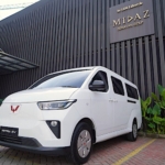 Wuling Mendonasikan Dua Unit Mitra EV Minibus Untuk Mendukung Layanan Sosial