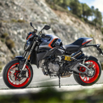 Ducati Monster Tampil Semakin Berani dengan Corak Sport Baru