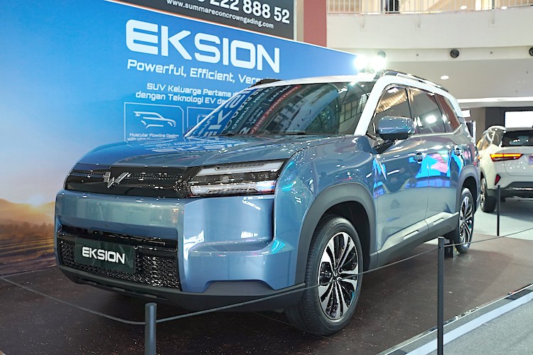 Wuling Bawa Eksion dan Line-Up EV ke Mall, Promo Mobilnya Bikin Penasaran