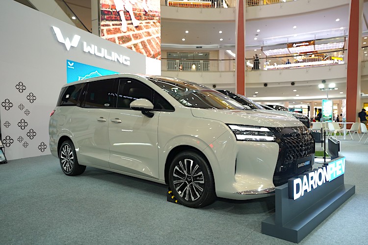 Wuling Bawa Eksion dan Line-Up EV ke Mall, Promo Mobilnya Bikin Penasaran