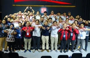 Bismania Community Serbu Booth Hino di GIICOMVEC 2026 Bukti Hino Paling Dicintai Penggemar Bus Indonesia