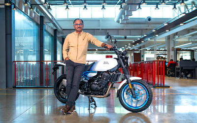 ROYAL ENFIELD MELANJUTKAN TREN PERTUMBUHAN POSITIF RAIH REKOR PENJUALAN TAHUNAN TERTINGGI MELAMPAUI 1,2 JUTA UNIT